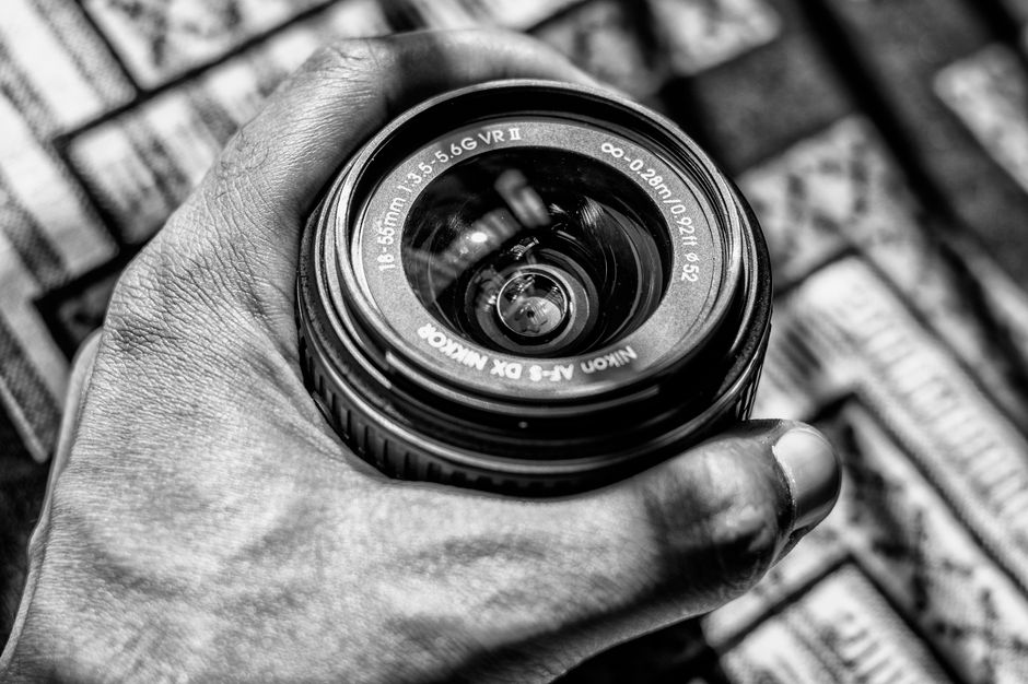 Detail: fotoaparát